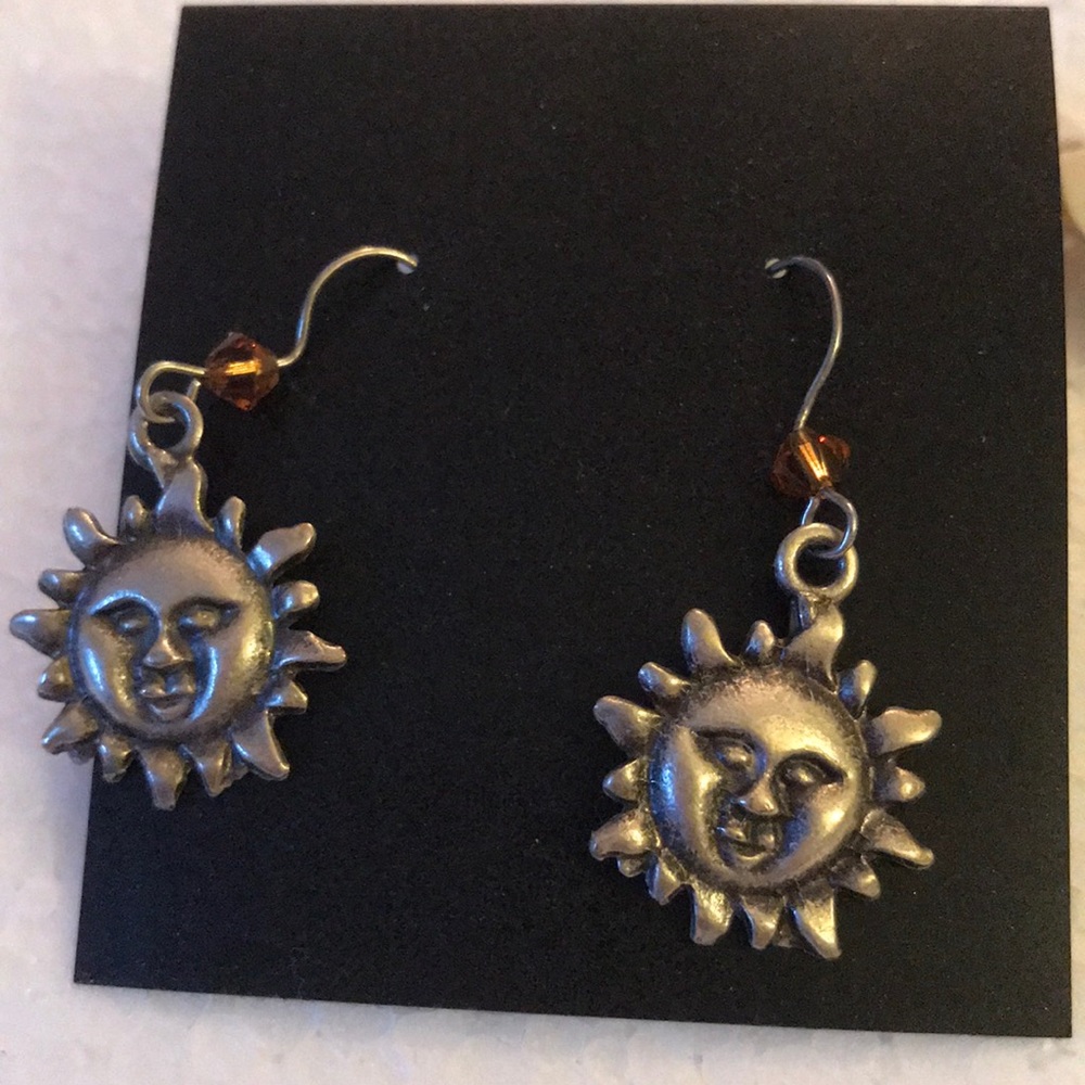 Sun face earring